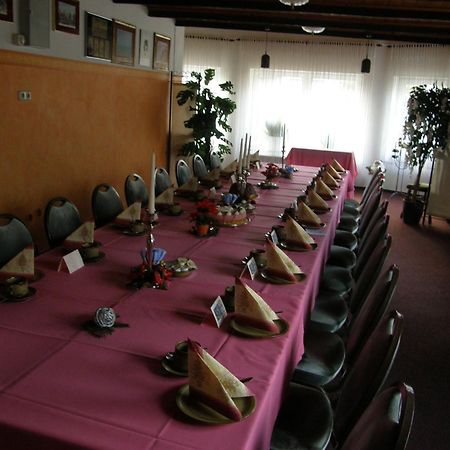Ka&Ka Hotel Garni Warsow Exterior photo
